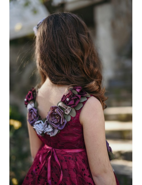 İşleme Kemerli, Sırtı Çiçek Detaylı, Tamamı Dantel Elbise